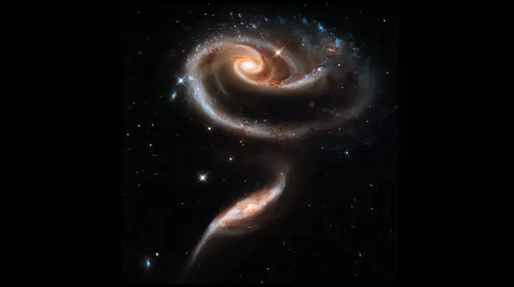 galaksi Arp-273