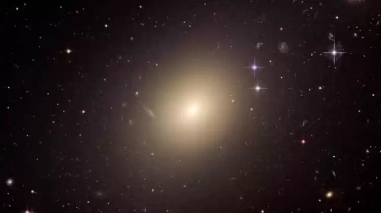 galaksi ic1101