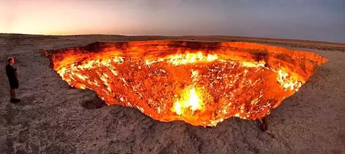 darvasa-gas-crater-panorama