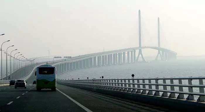 shanghai-yangtze-river-bridge